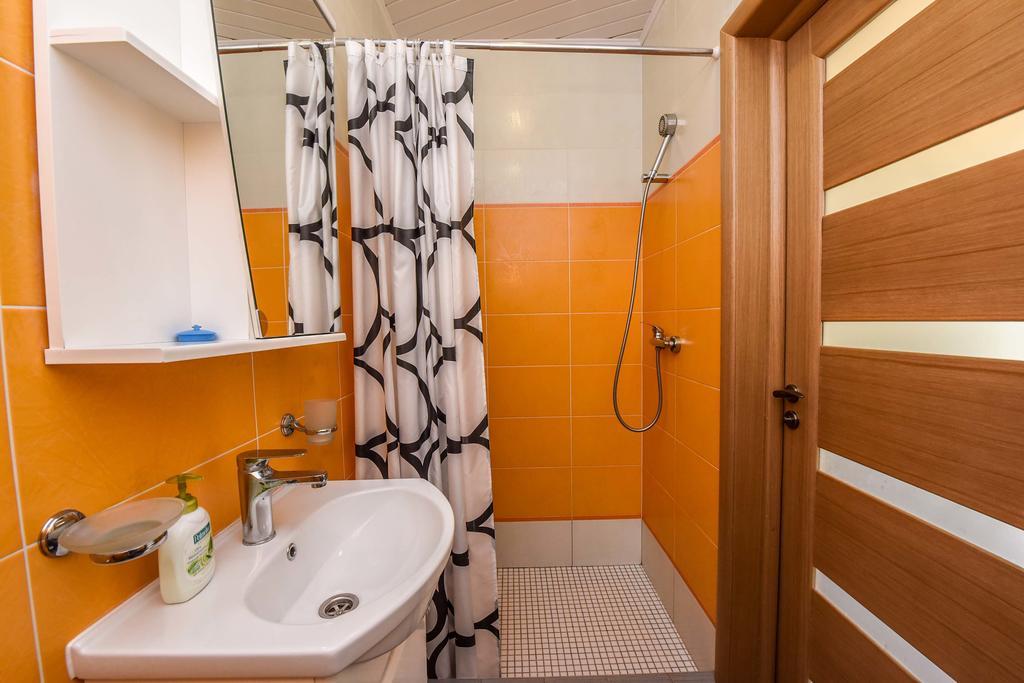 Apartamentai Trys Pusys Šventoji Exterior foto
